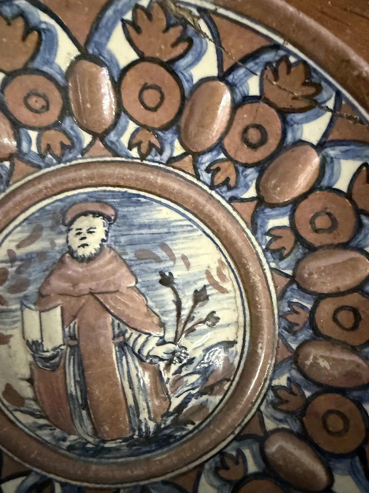 Plate by Deruta Lustro with Saint Francis, 19th century 5