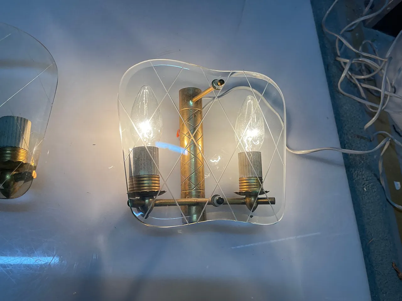 Pair of glass and brass sconces by Pietro Chiesa, 1940s 4