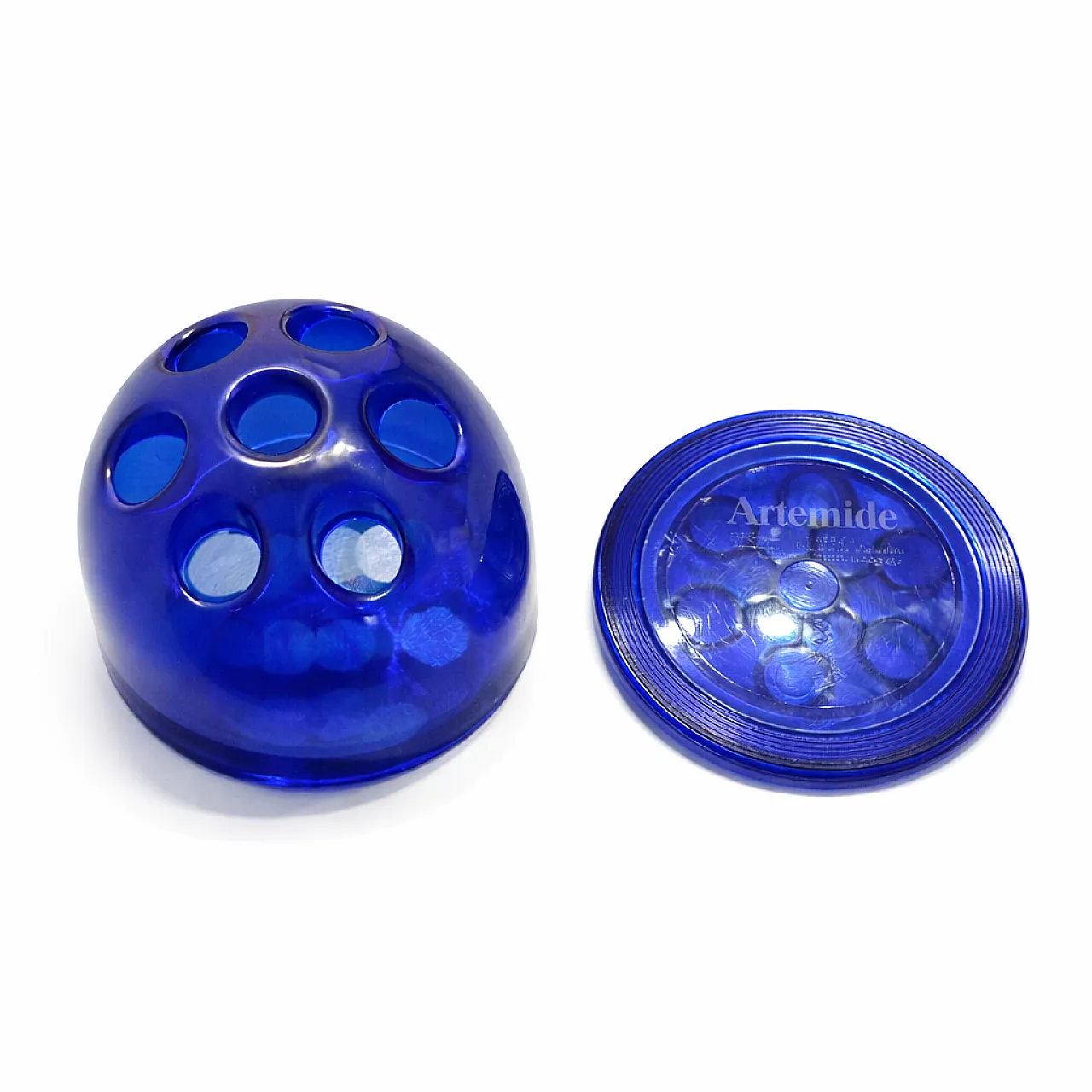 3 Artemide Dedalino pen holders, 1970s 4