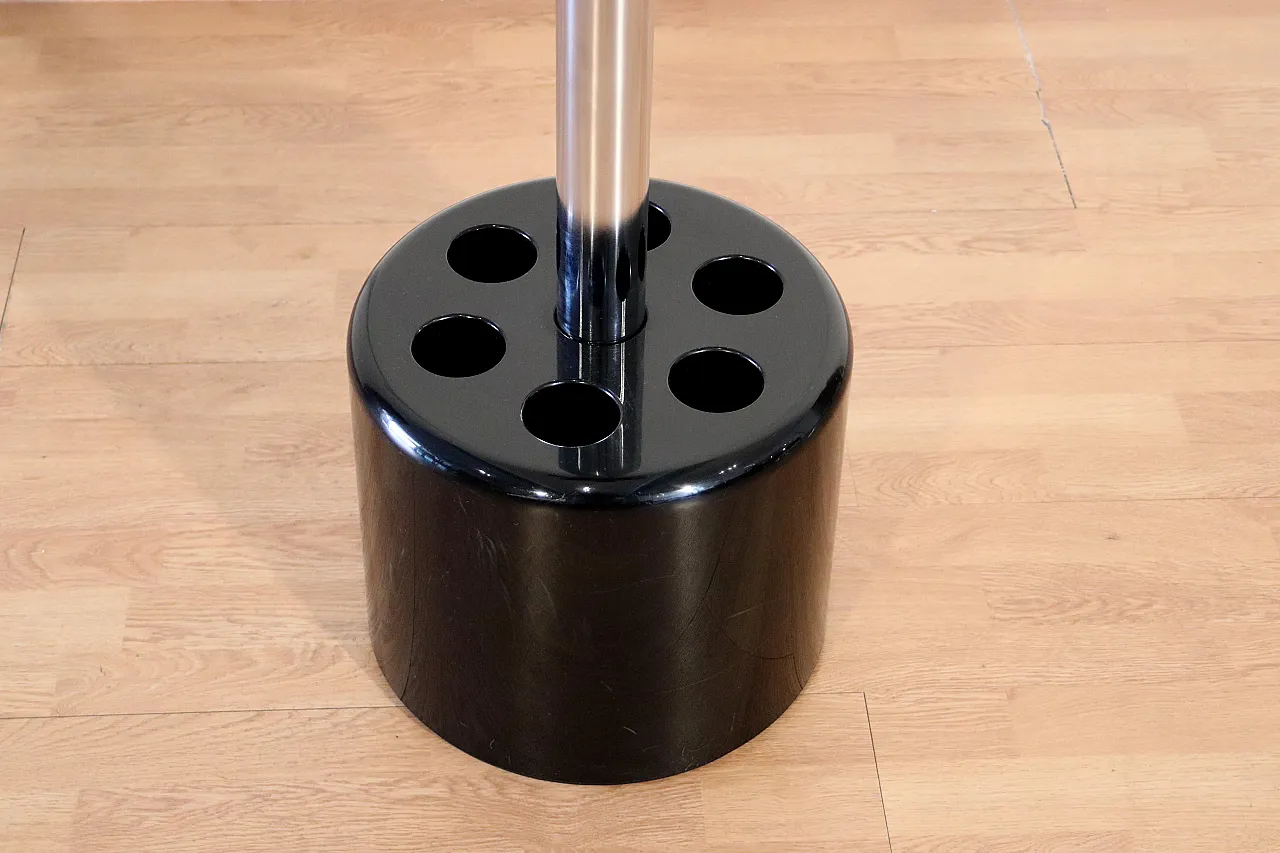 Appendiabiti VIP di P.Orlandini & R.Lucci per Velca, anni '70 5