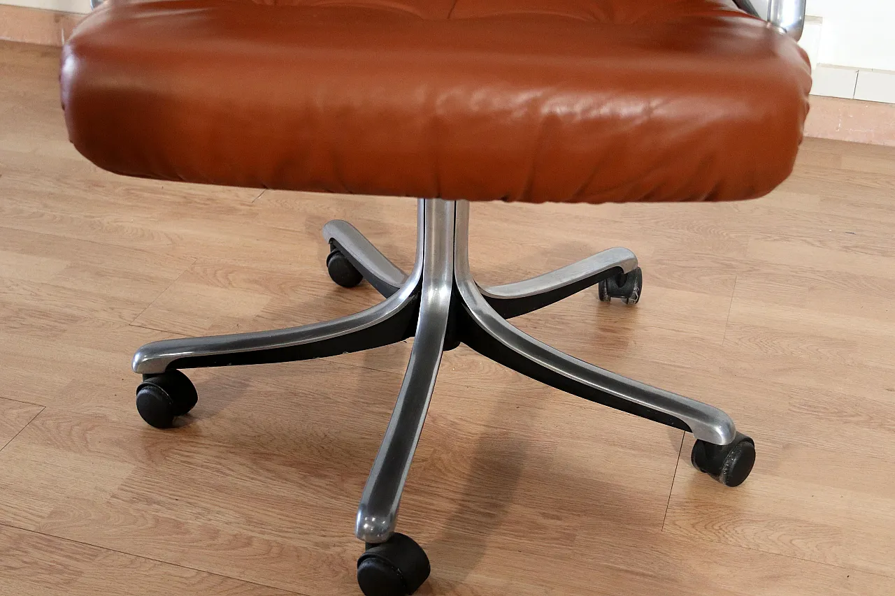 Sedia da ufficio Tecno P126 di Osvaldo Borsani per Tecno, anni '60 11