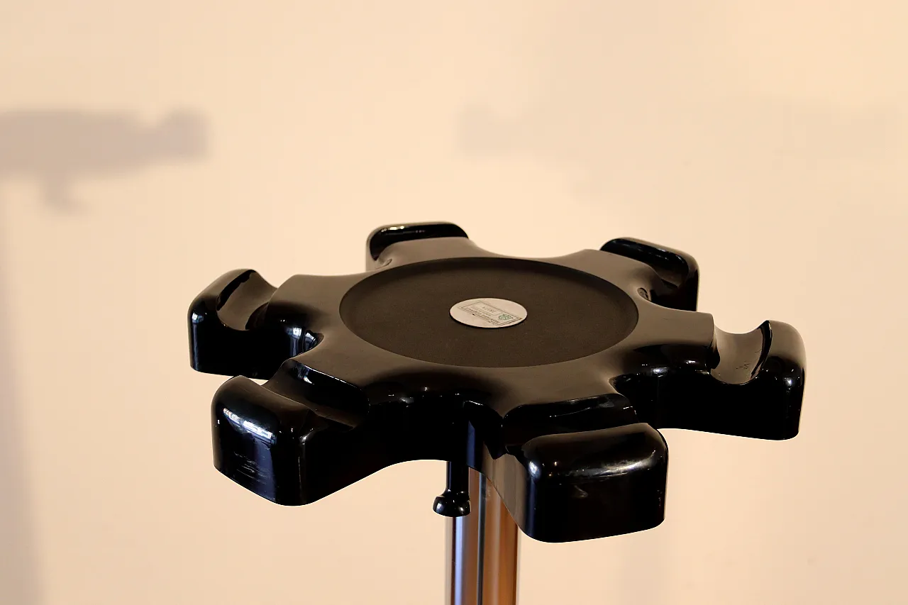 Appendiabiti VIP di P.Orlandini & R.Lucci per Velca, anni '70 15