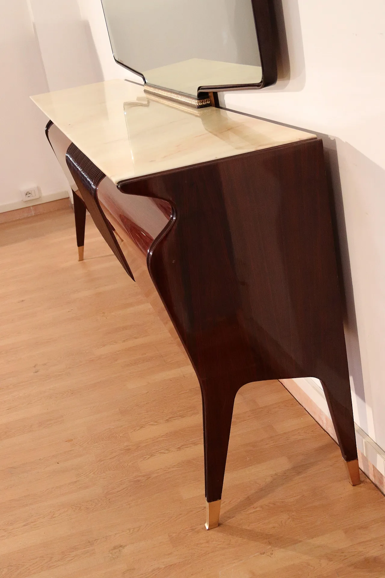 Credenza Mid-Century in legno di Osvaldo Borsani, anni '50 13