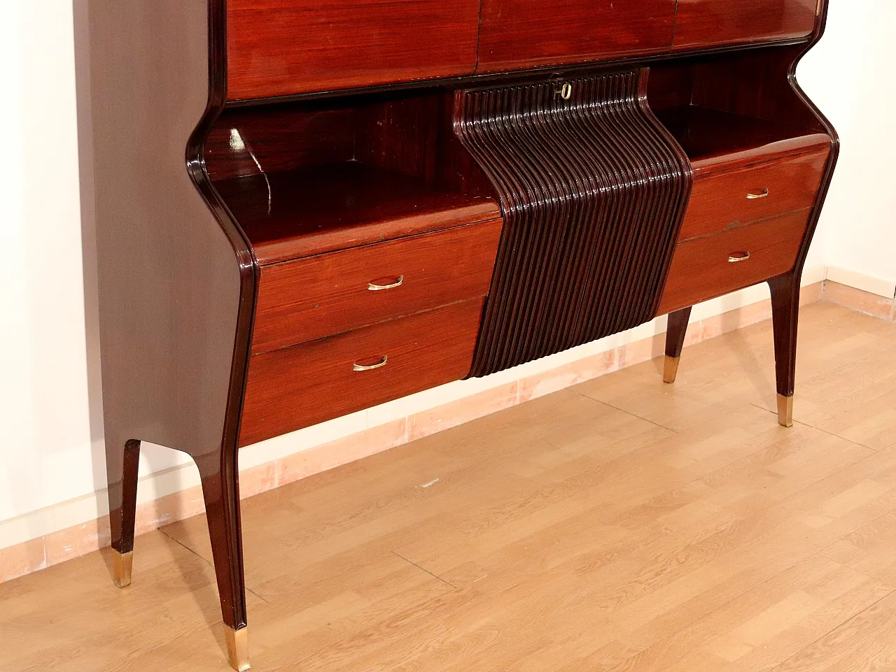 Credenza Mid-Century Osvaldo Borsani in legno, anni '50 8