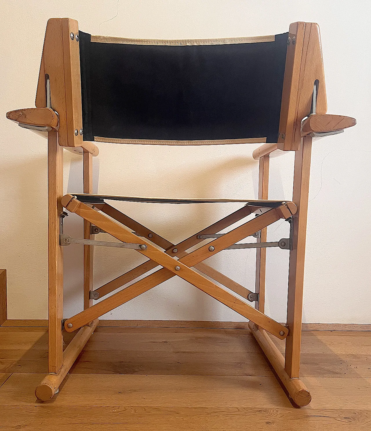 Sedia regista Fratelli Reguitti disegnata da Carlo Haunerk, anni '70 3