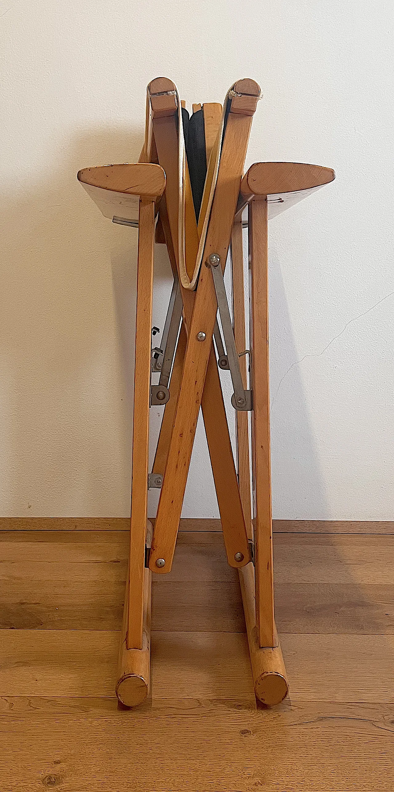 Sedia regista Fratelli Reguitti disegnata da Carlo Haunerk, anni '70 10