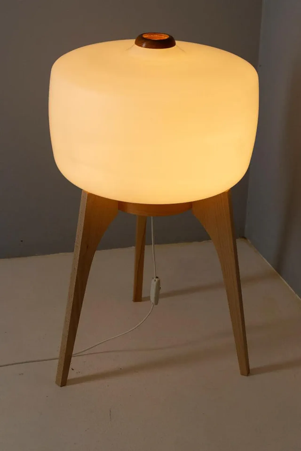 Lampada da terra di ÚLUV, fine '900 3
