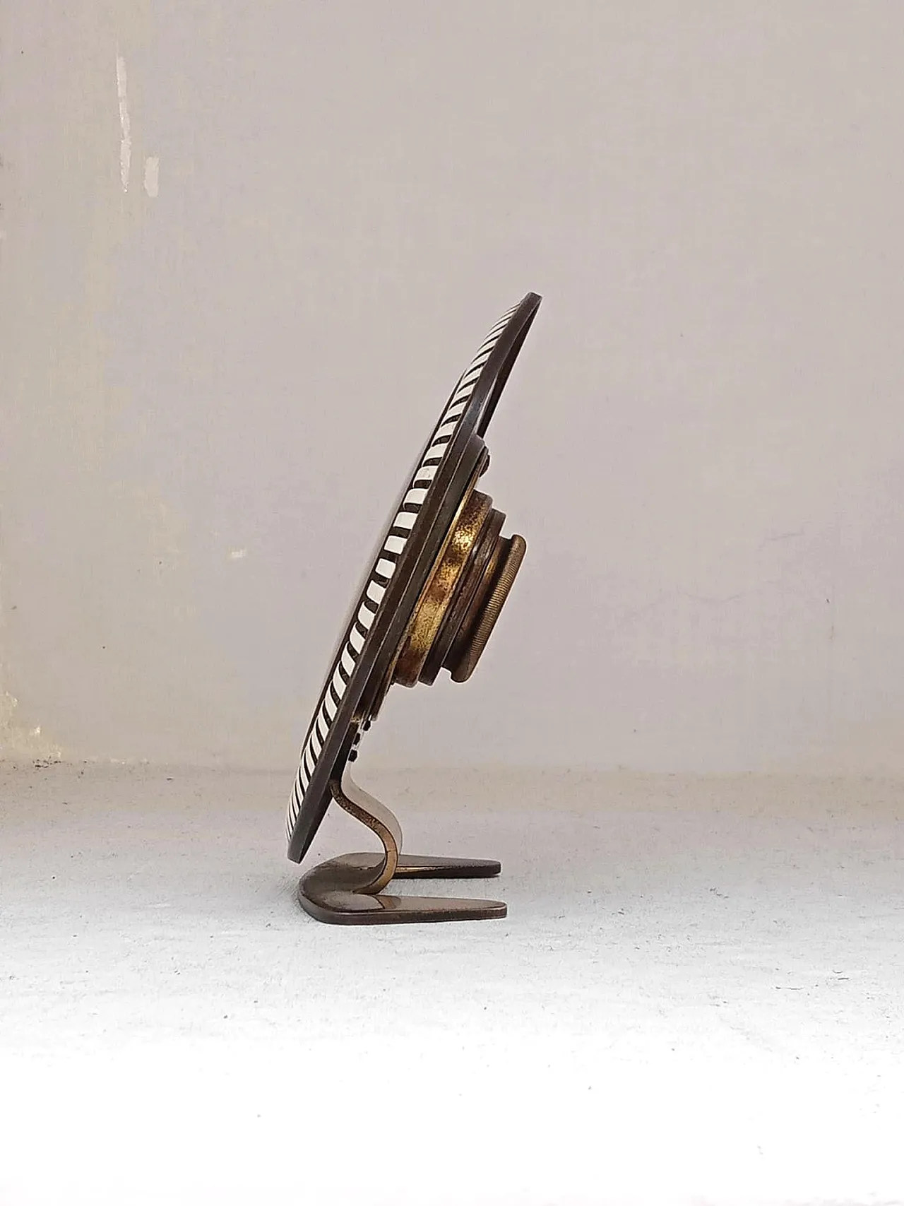 Minimal neoclassic clock by Kienzle for Heinrich Moller, 1930s 4