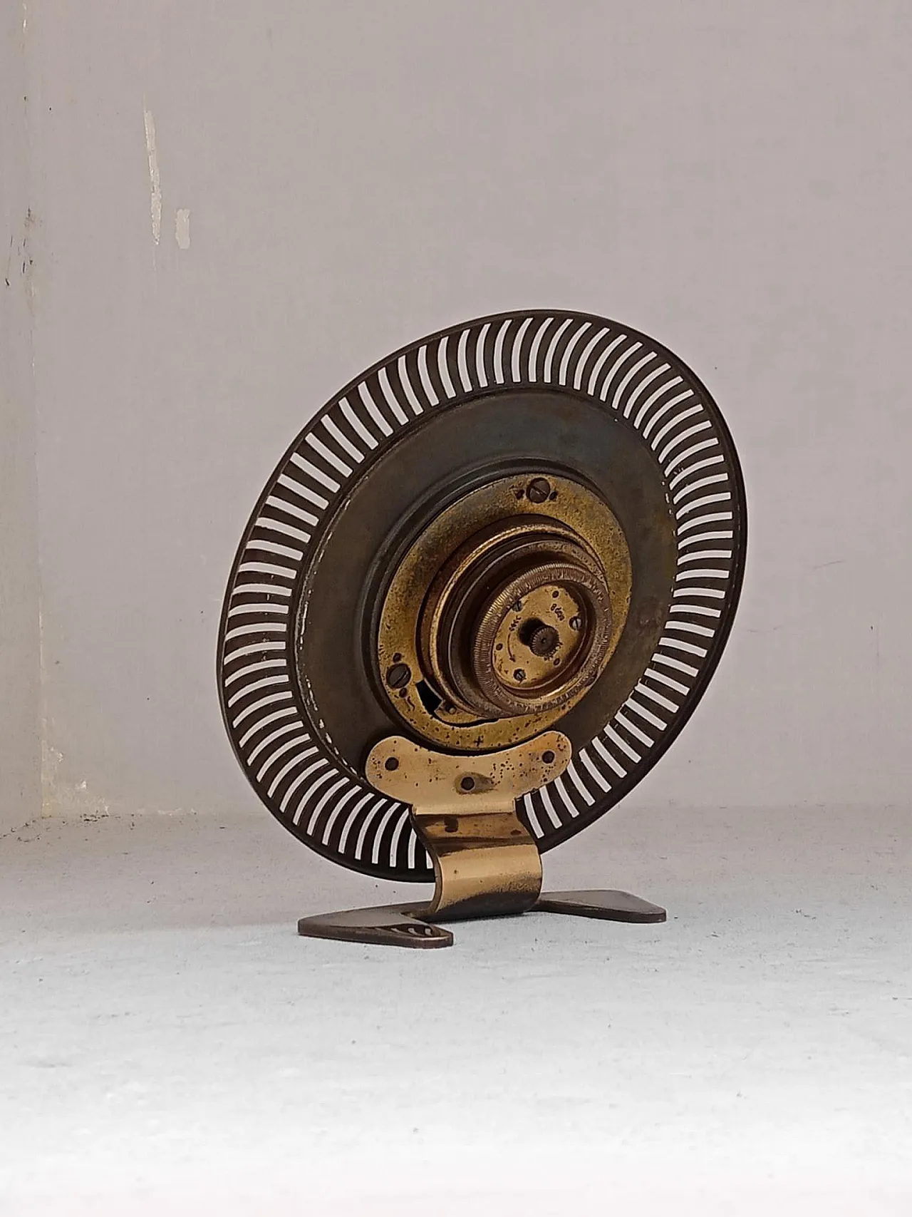 Minimal neoclassic clock by Kienzle for Heinrich Moller, 1930s 6