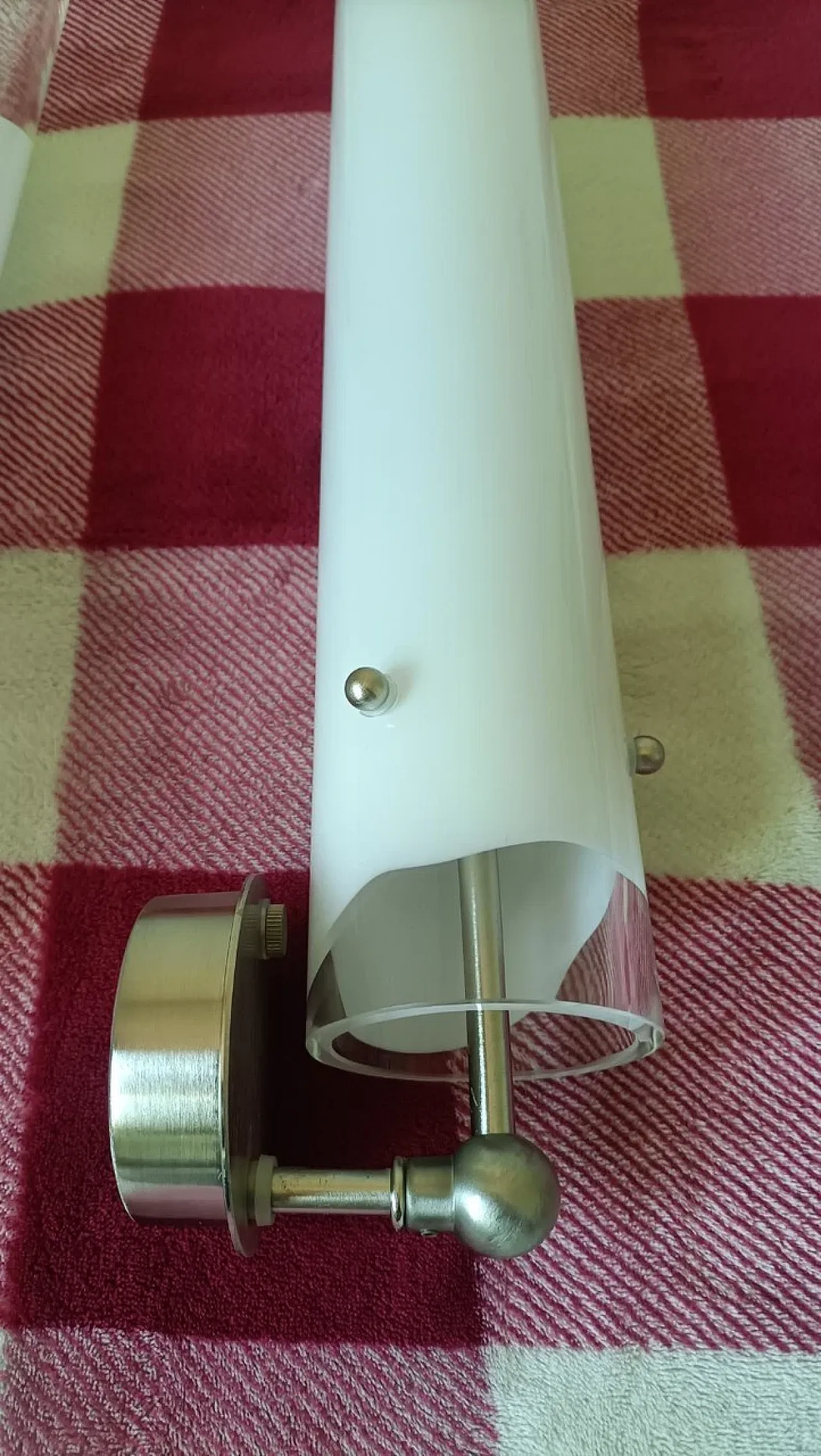 Pair of Vistosi Lio 48 sconces, 20th century 2