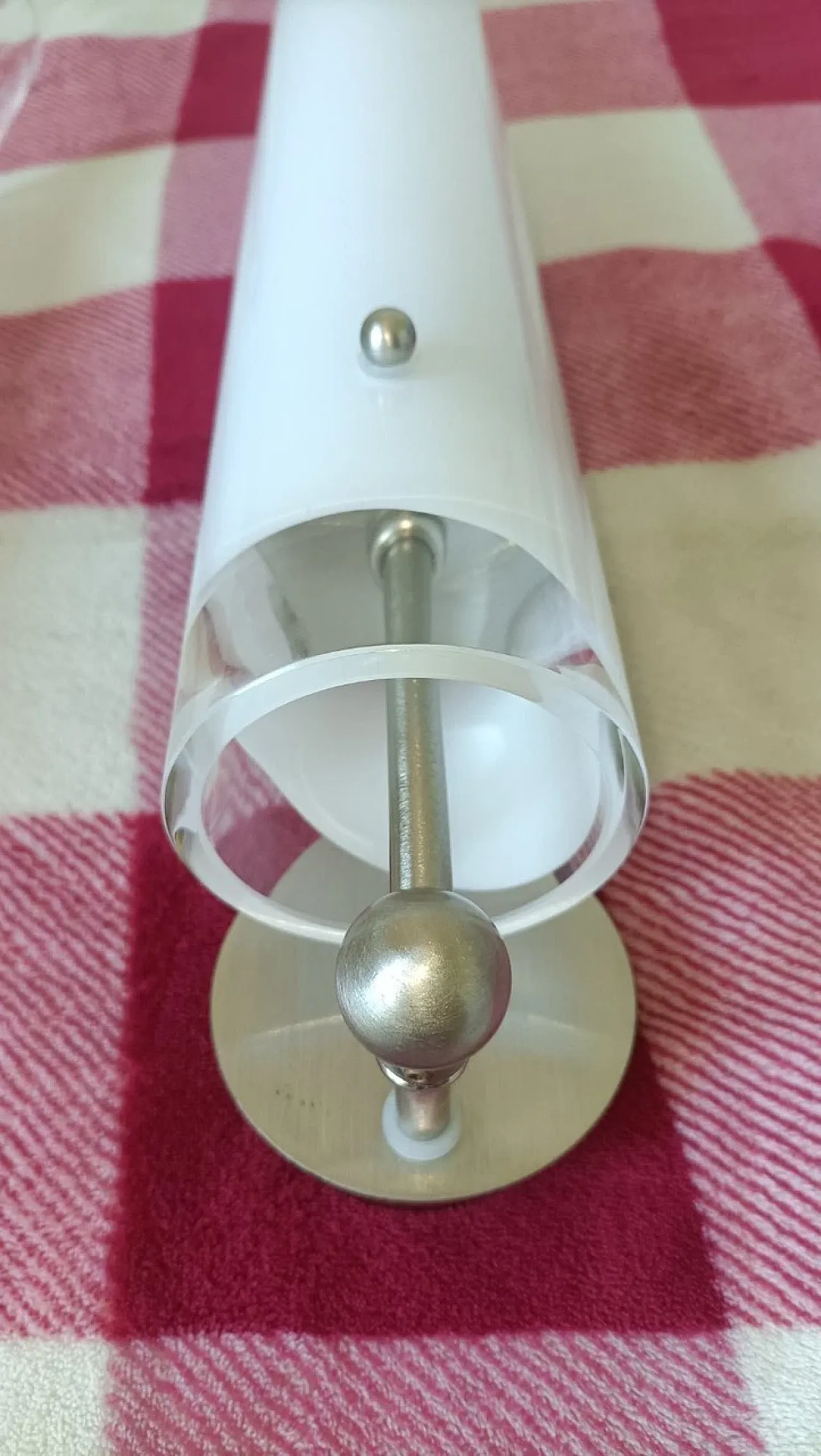 Pair of Vistosi Lio 48 sconces, 20th century 5