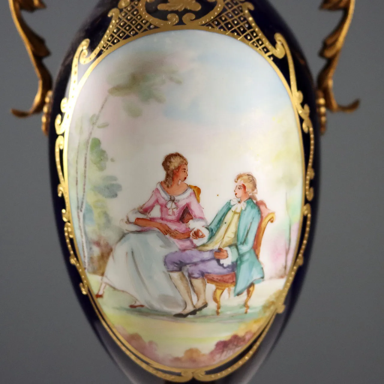Triptych of porcelain and gilded bronze vases, 20th century 4
