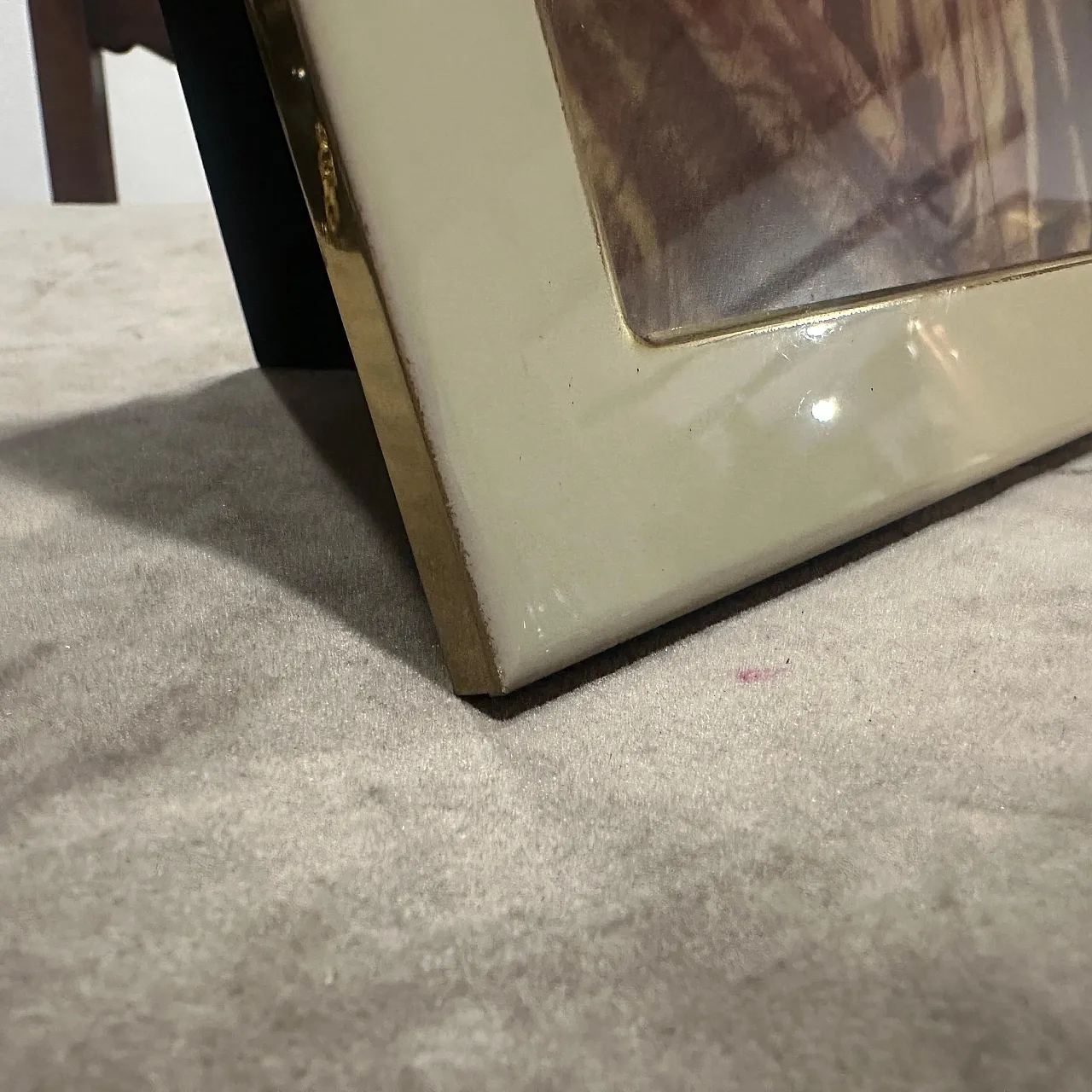 Brass and cream lacquered metal picture frame, 1970s 8