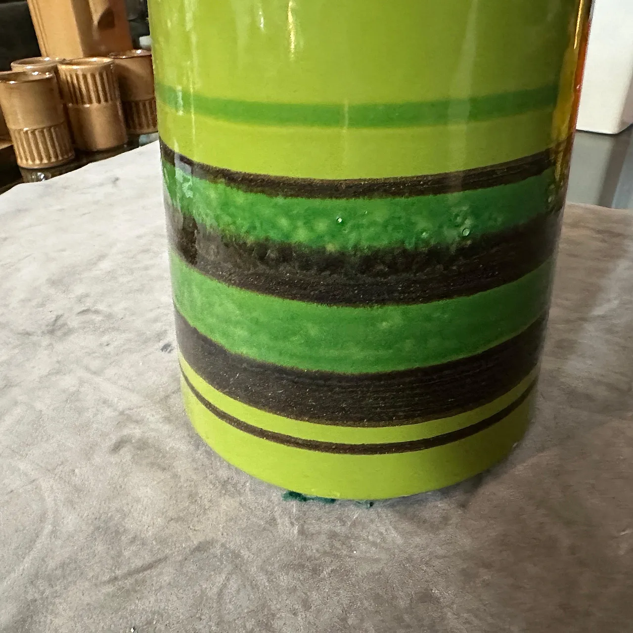Avobin ceramic huge base, hand-painted 1970s 2