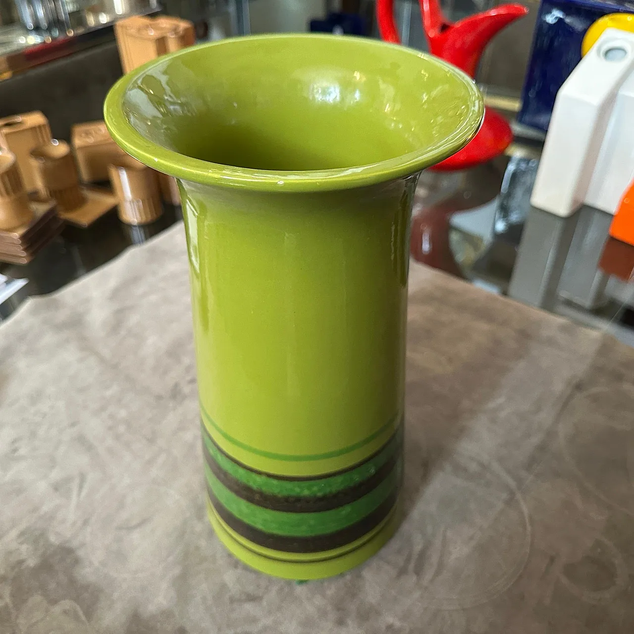Avobin ceramic huge base, hand-painted 1970s 4