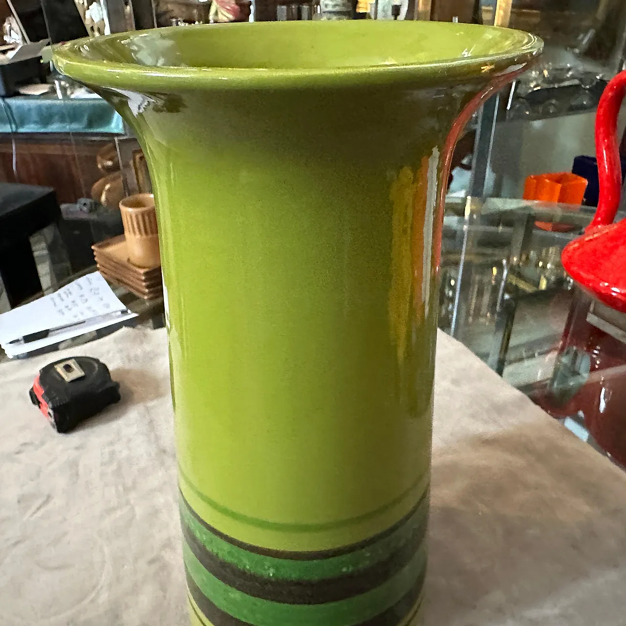 Avobin ceramic huge base, hand-painted 1970s 6