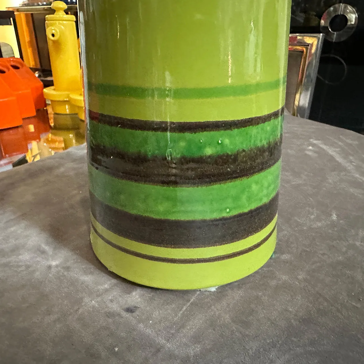 Avobin ceramic huge base, hand-painted 1970s 7