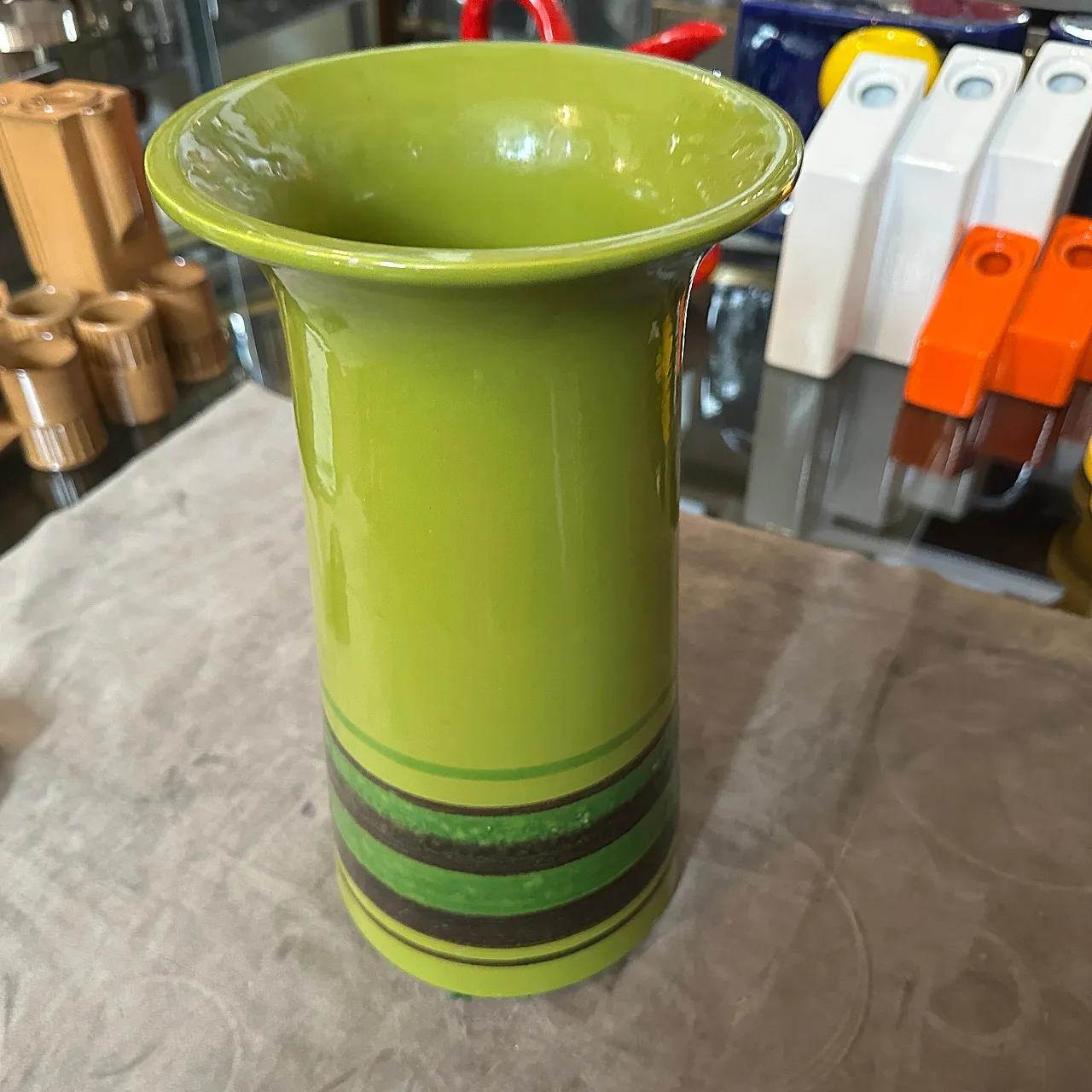 Avobin ceramic huge base, hand-painted 1970s 8