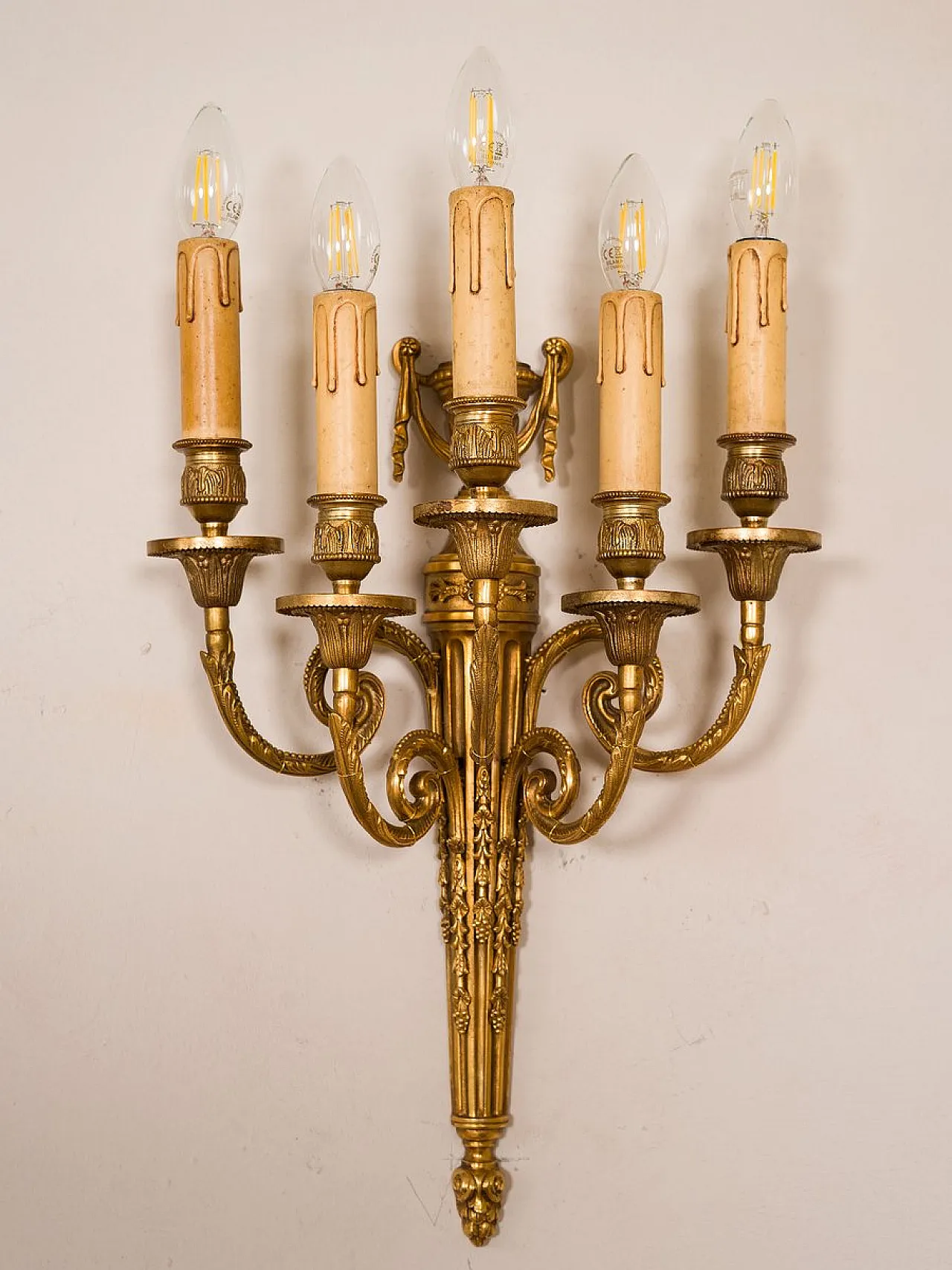 Pair of Empire style wall lights in Chiseled Bronze, 1940s 4