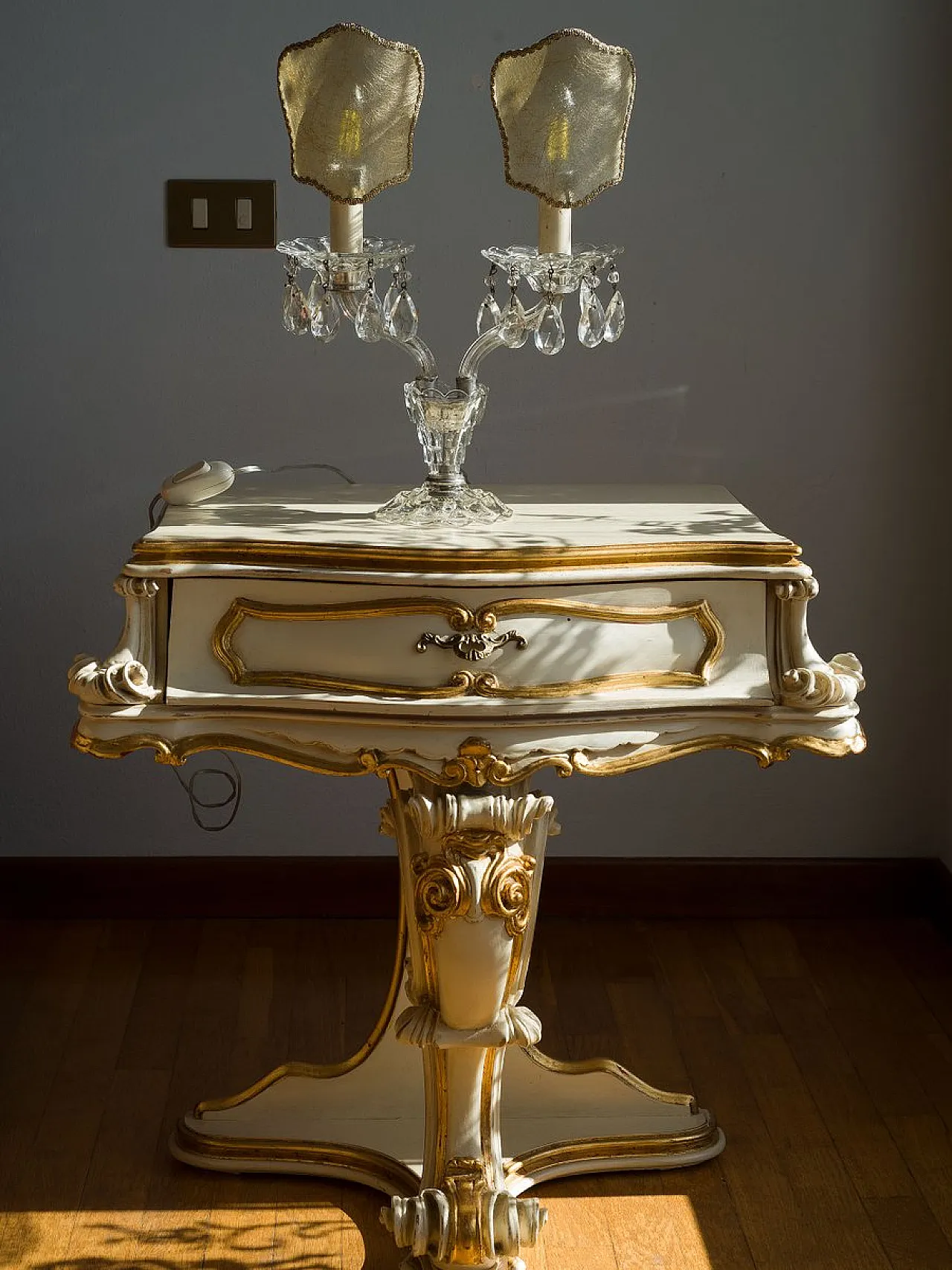 Maria Theresa style crystal table lamp with lampshades, 1940s 3