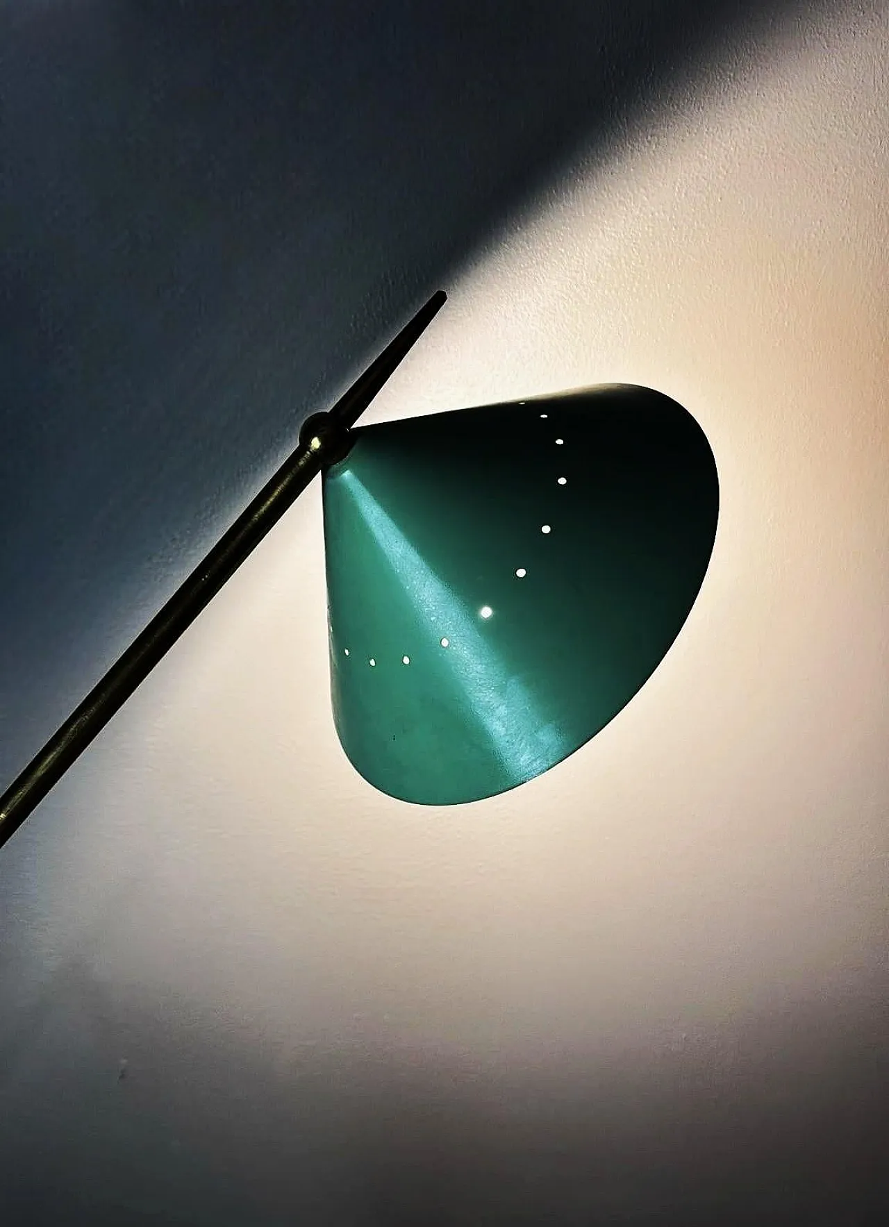 Lampada da terra regolabile in ottone con base in pietra, '900 9