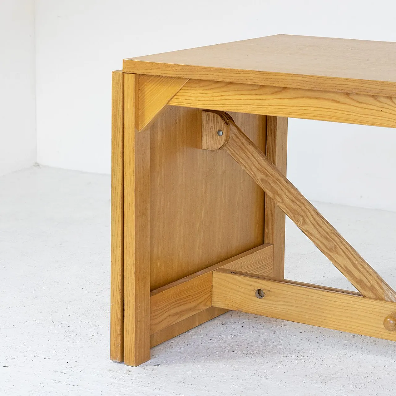 Extendable ash wood table, 1960s 7