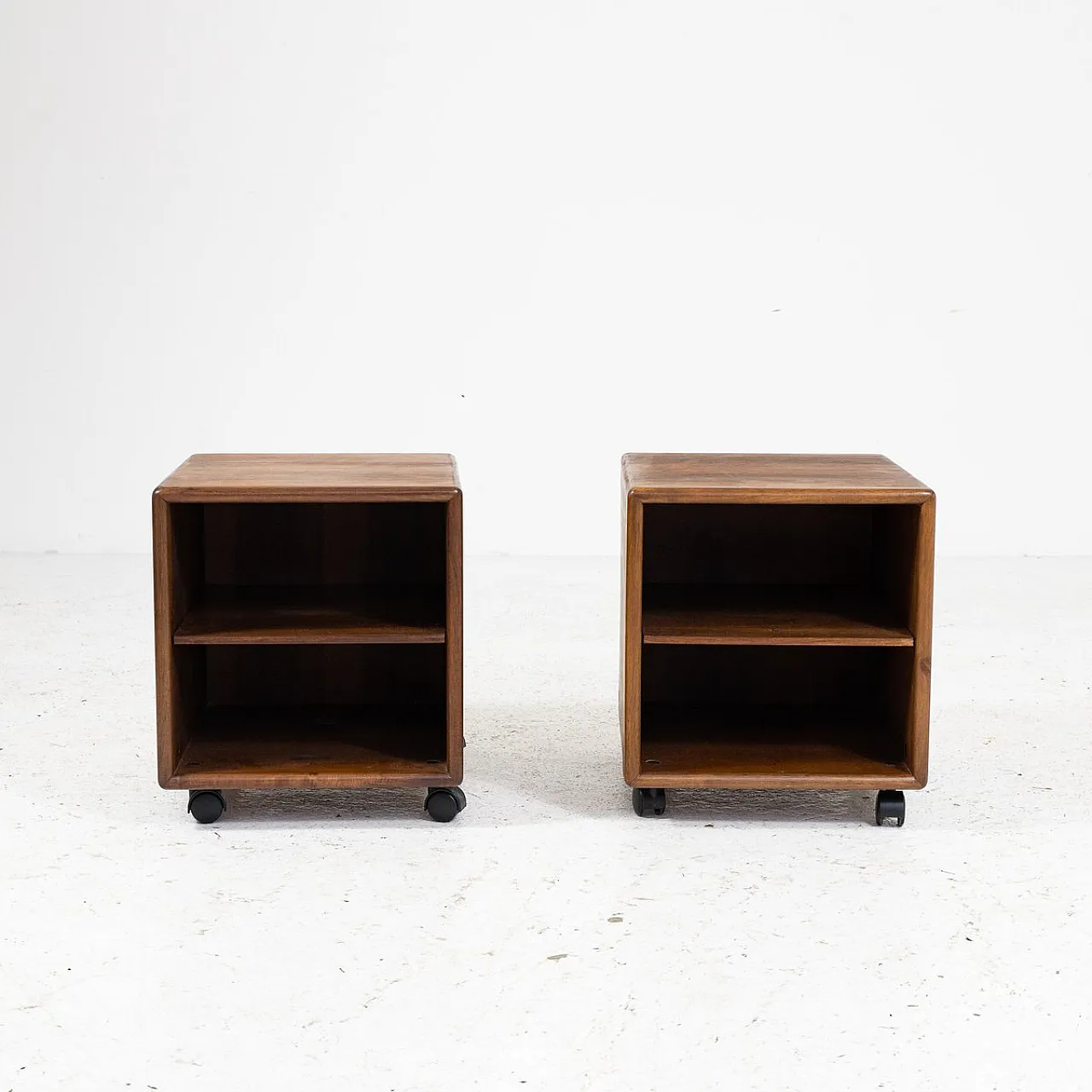 Pair of bedside tables on wheels by Fabio Lenci for Bernini, 1960s 1