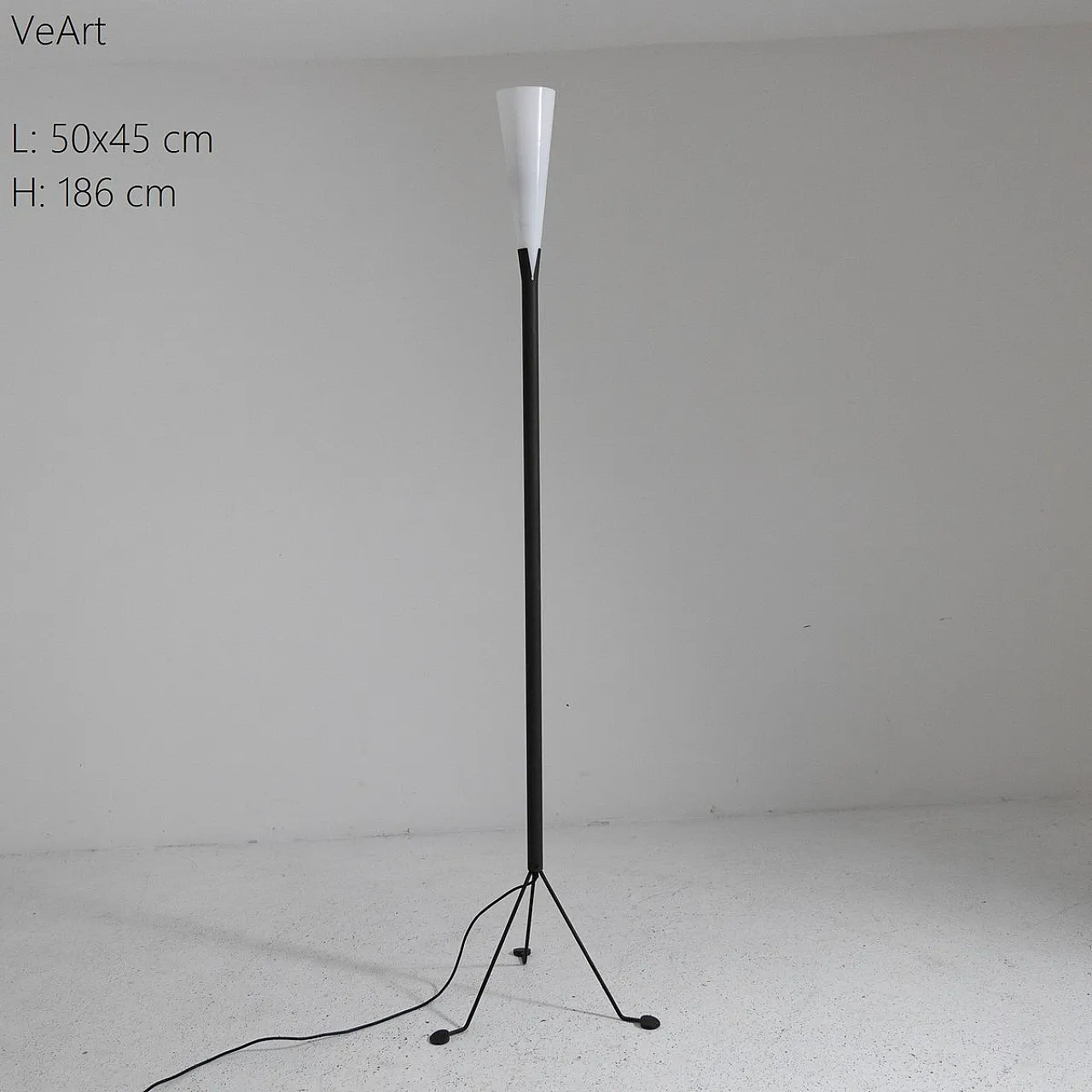Floor lamp in glass and metal from Veart, 1980s 6