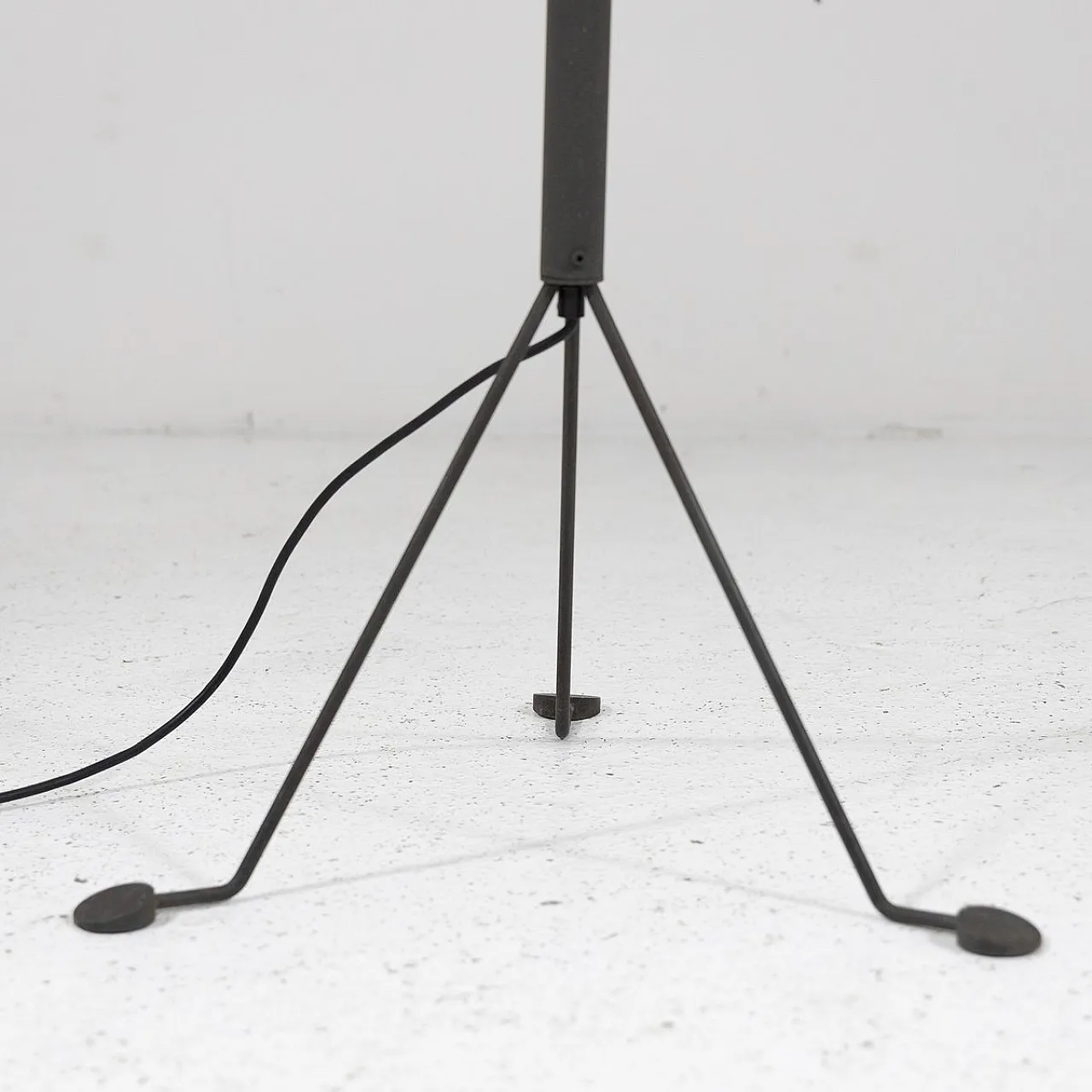 Floor lamp in glass and metal from Veart, 1980s 7