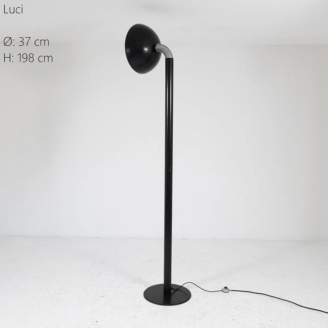 Steerable and extendable Luci floor lamp, 1980s 7