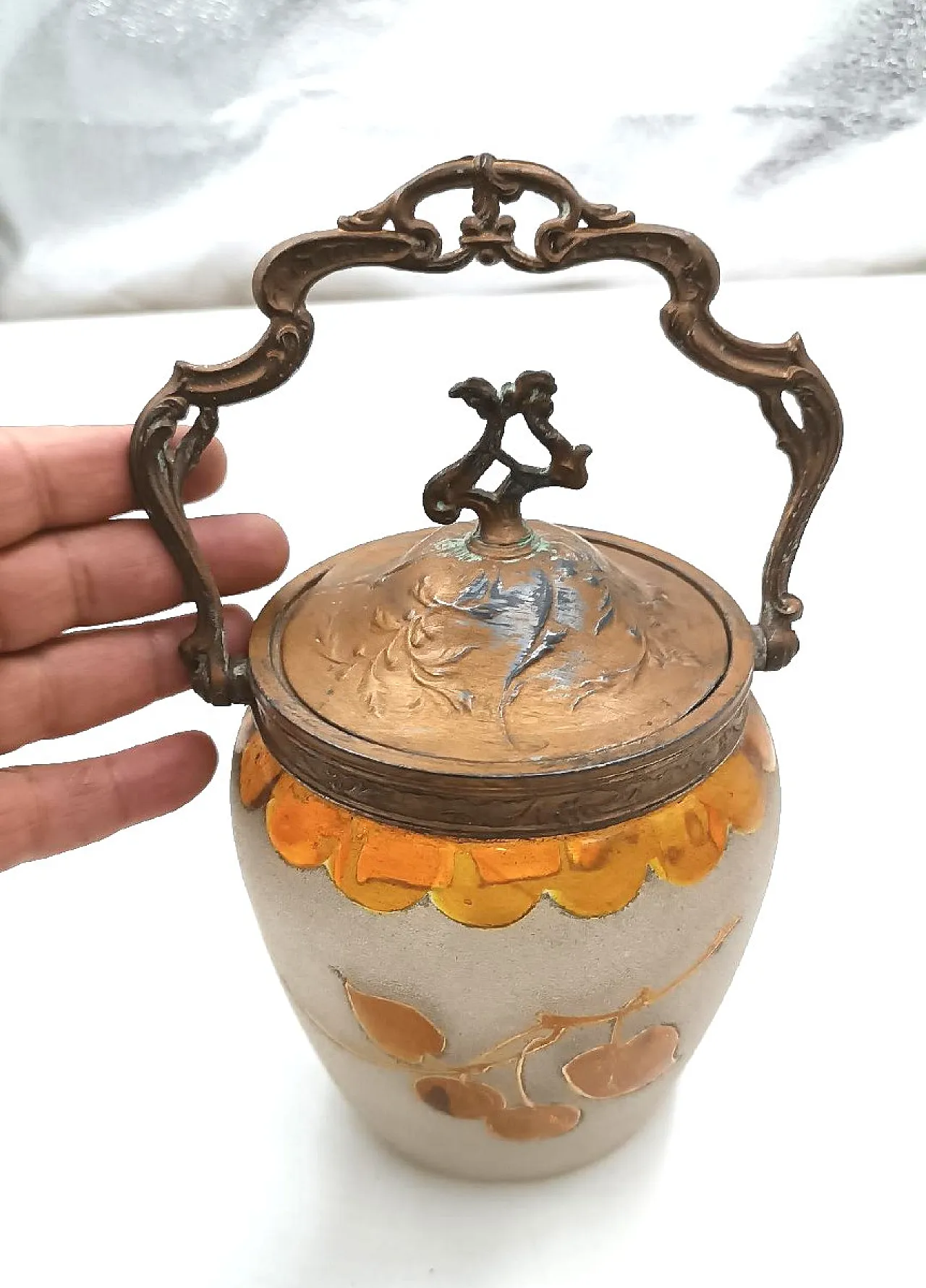 Satin glass cookie holder, early 20th century 3