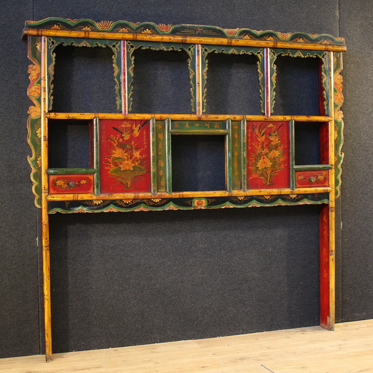 Lacquered and painted Chinese bed headboard, 20th century 1