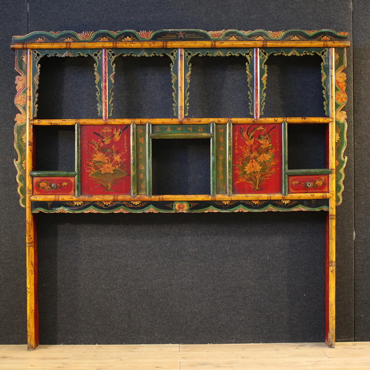 Lacquered and painted Chinese bed headboard, 20th century 3