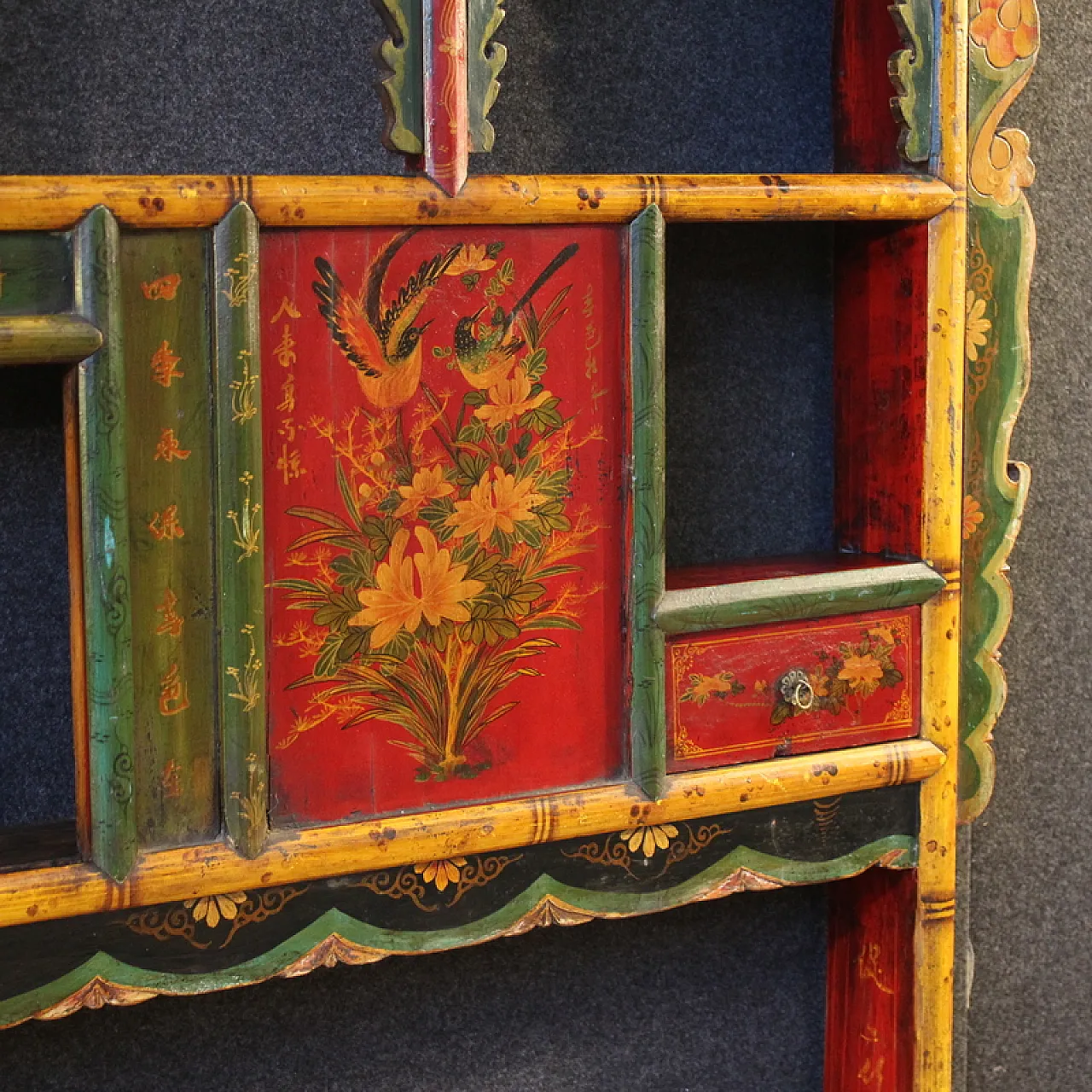 Lacquered and painted Chinese bed headboard, 20th century 4