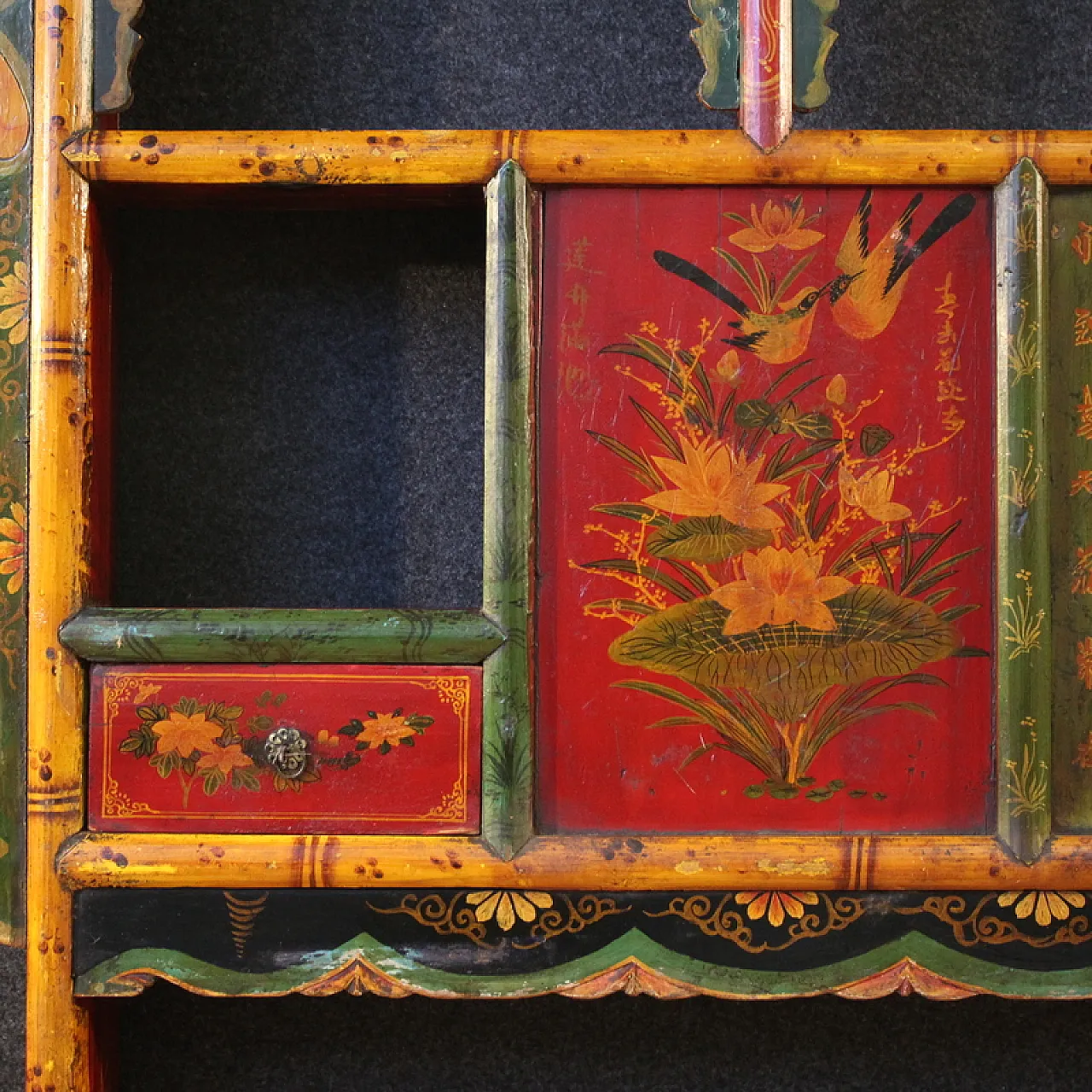 Lacquered and painted Chinese bed headboard, 20th century 5