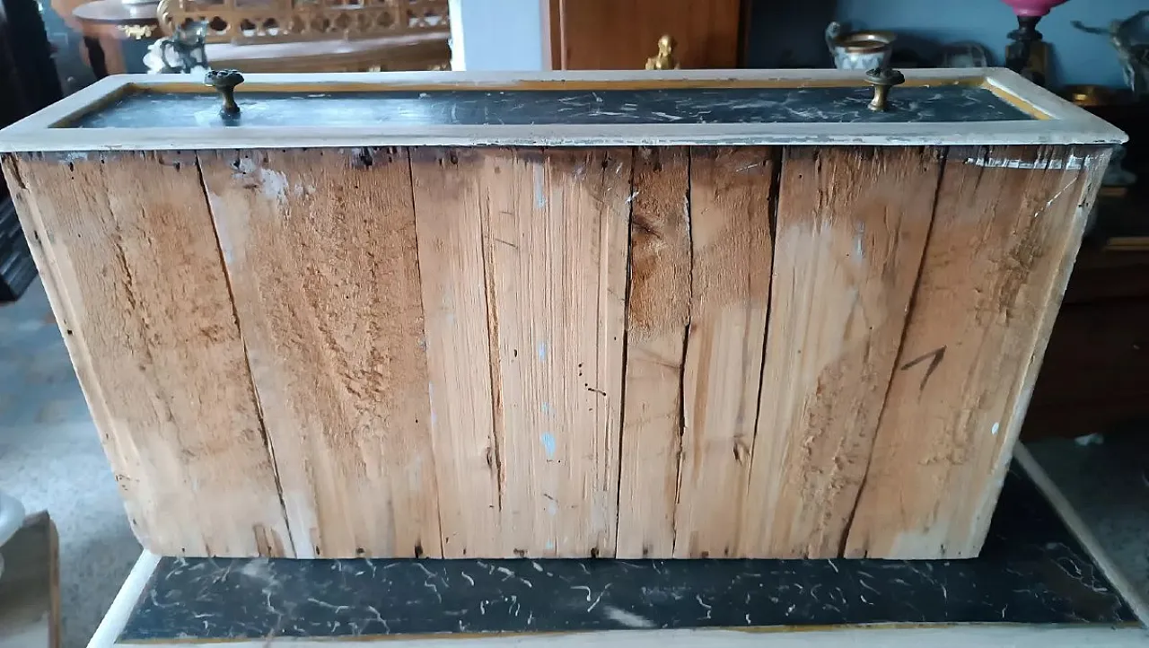 Cassettiera in legno con finitura laccata effetto marmo, '700 8