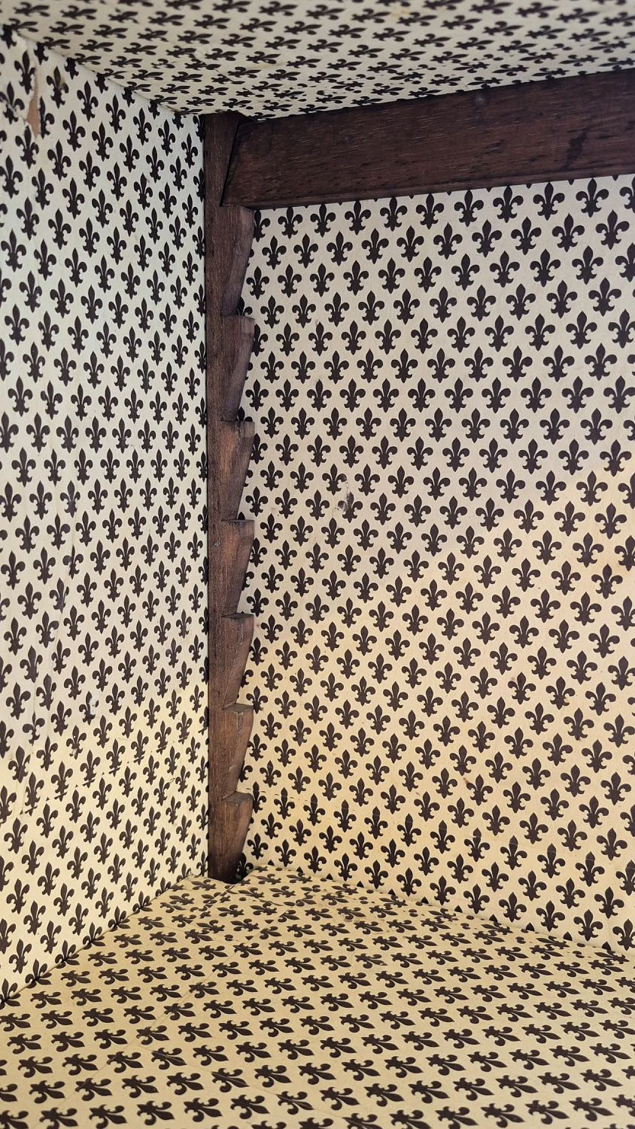 Oak shutter cabinet, early 20th century 2