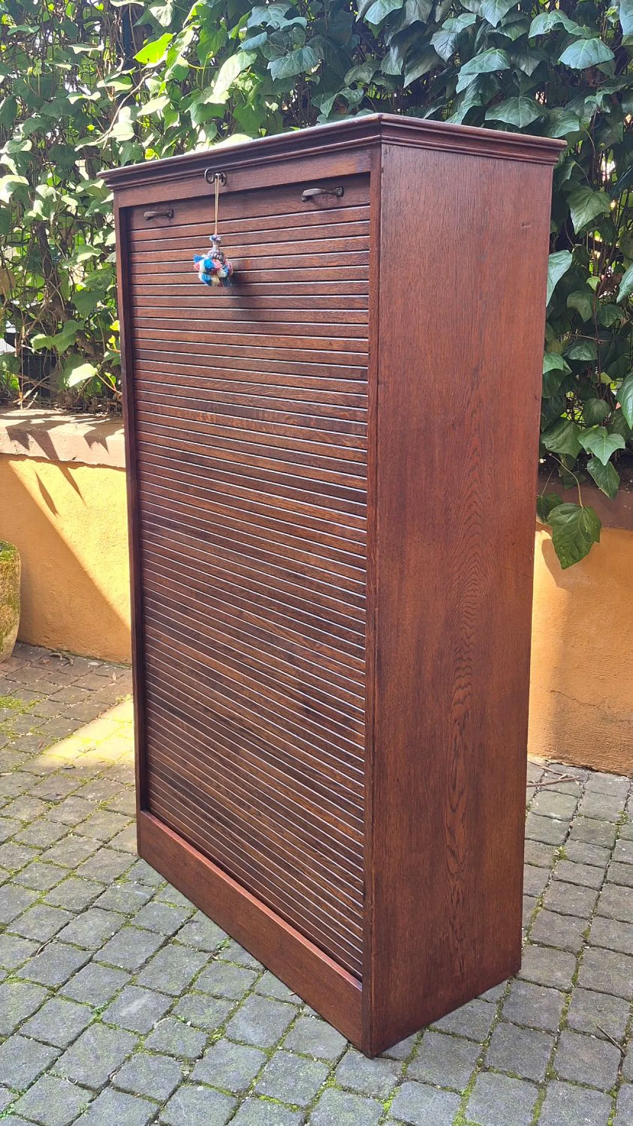 Oak shutter cabinet, early 20th century 3