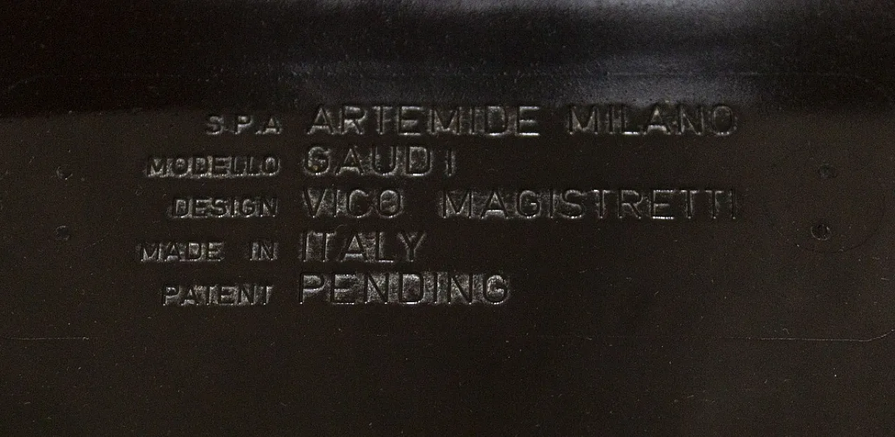 Sedia Gaudì di Vico Magistretti per Artemide, anni '70 8