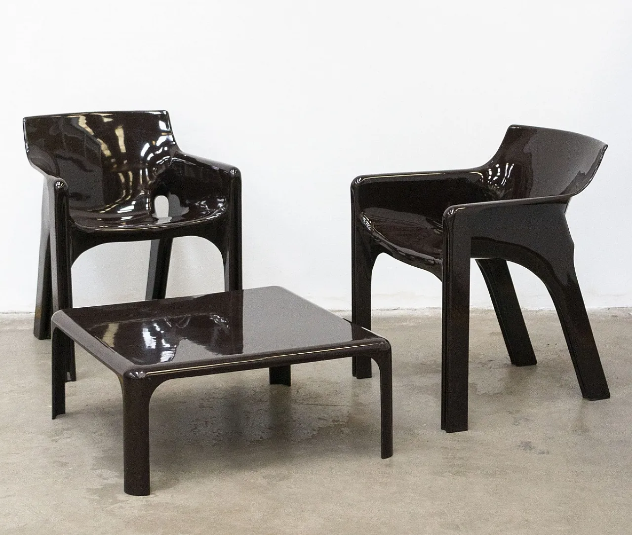 Sedia Gaudì di Vico Magistretti per Artemide, anni '70 9