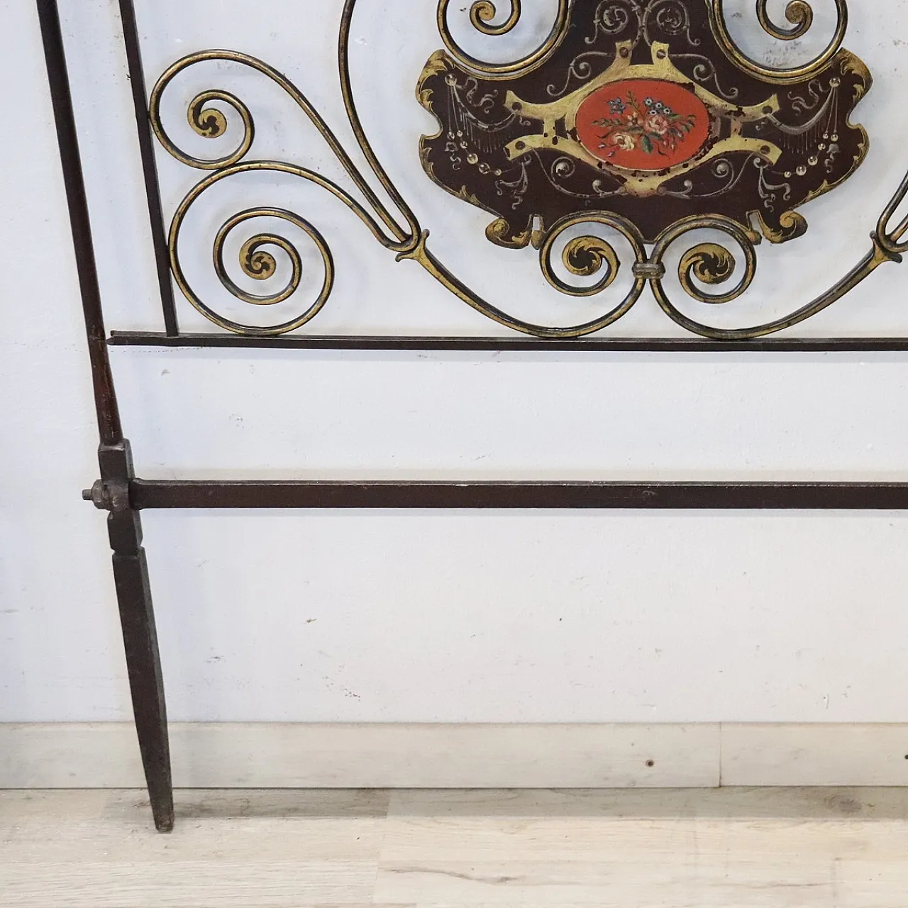 Pair of antique wrought iron bed headboards, early 19th century 6