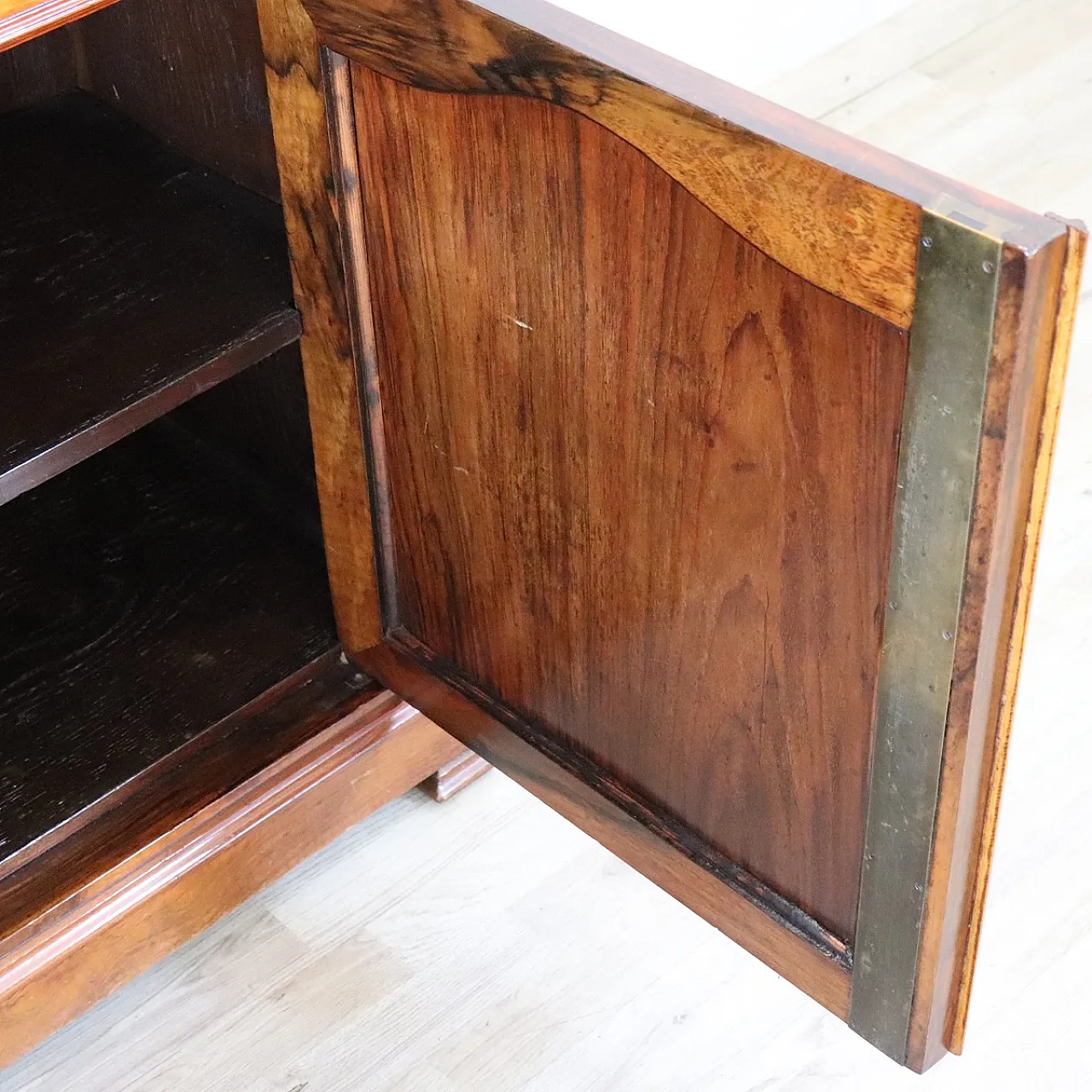Credenza antica in radica di noce, '800 17