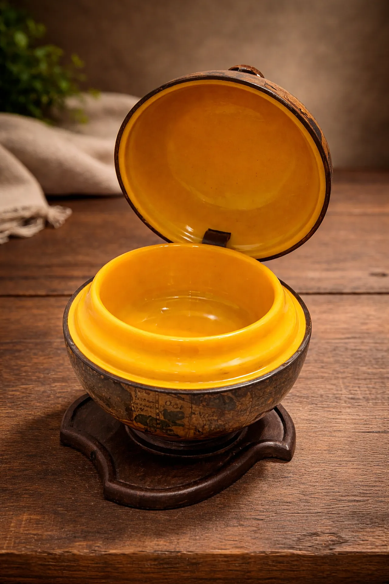 Svuotatasche Mappamondo, anni '70 6