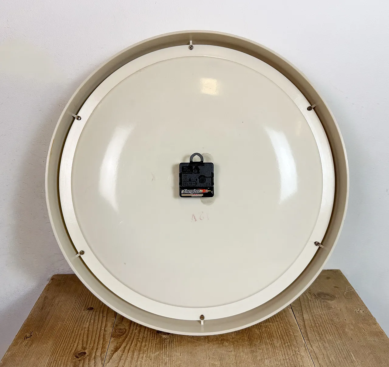 Large Industrial Bakelite Factory Wall Clock from Pragotron, 1960s 15
