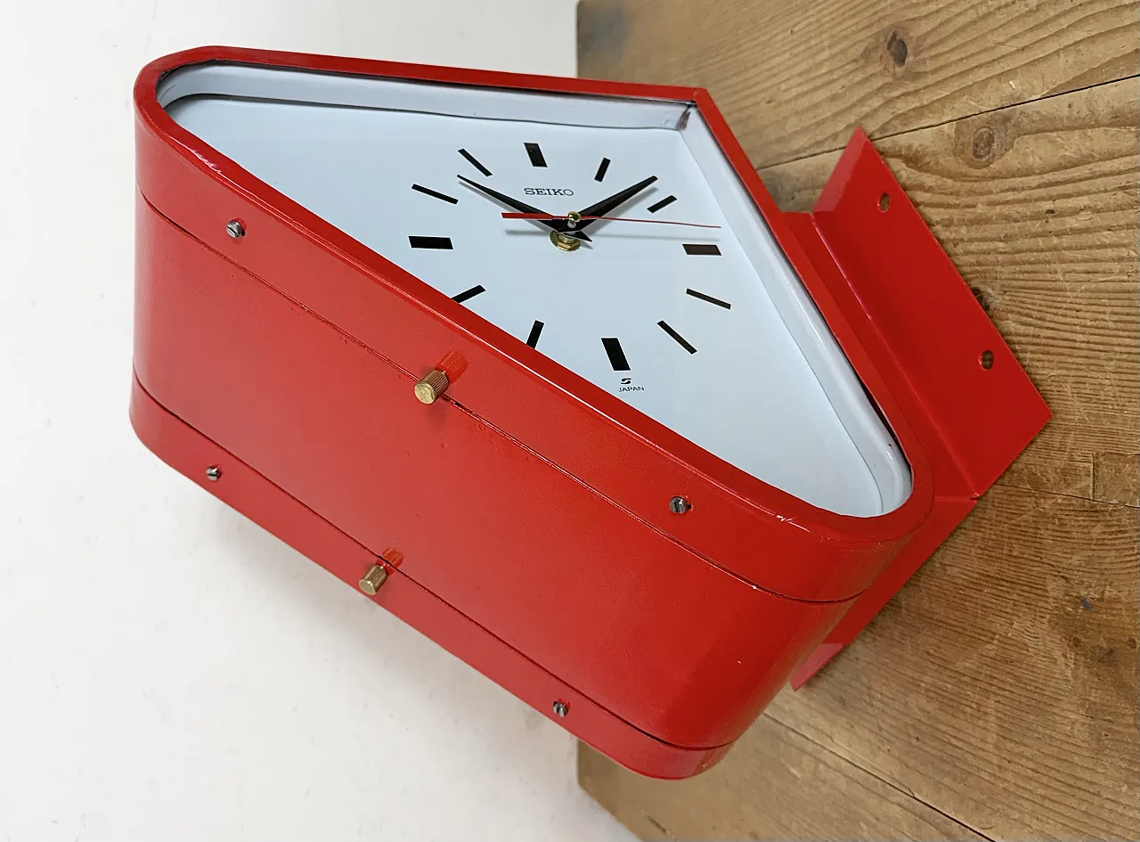 80's　SEIKO　掛け時計　ポストモダン　ビンテージ　レッド Vintage Red Seiko Ships Double-Sided Wall Clock, 1970s | intOndo