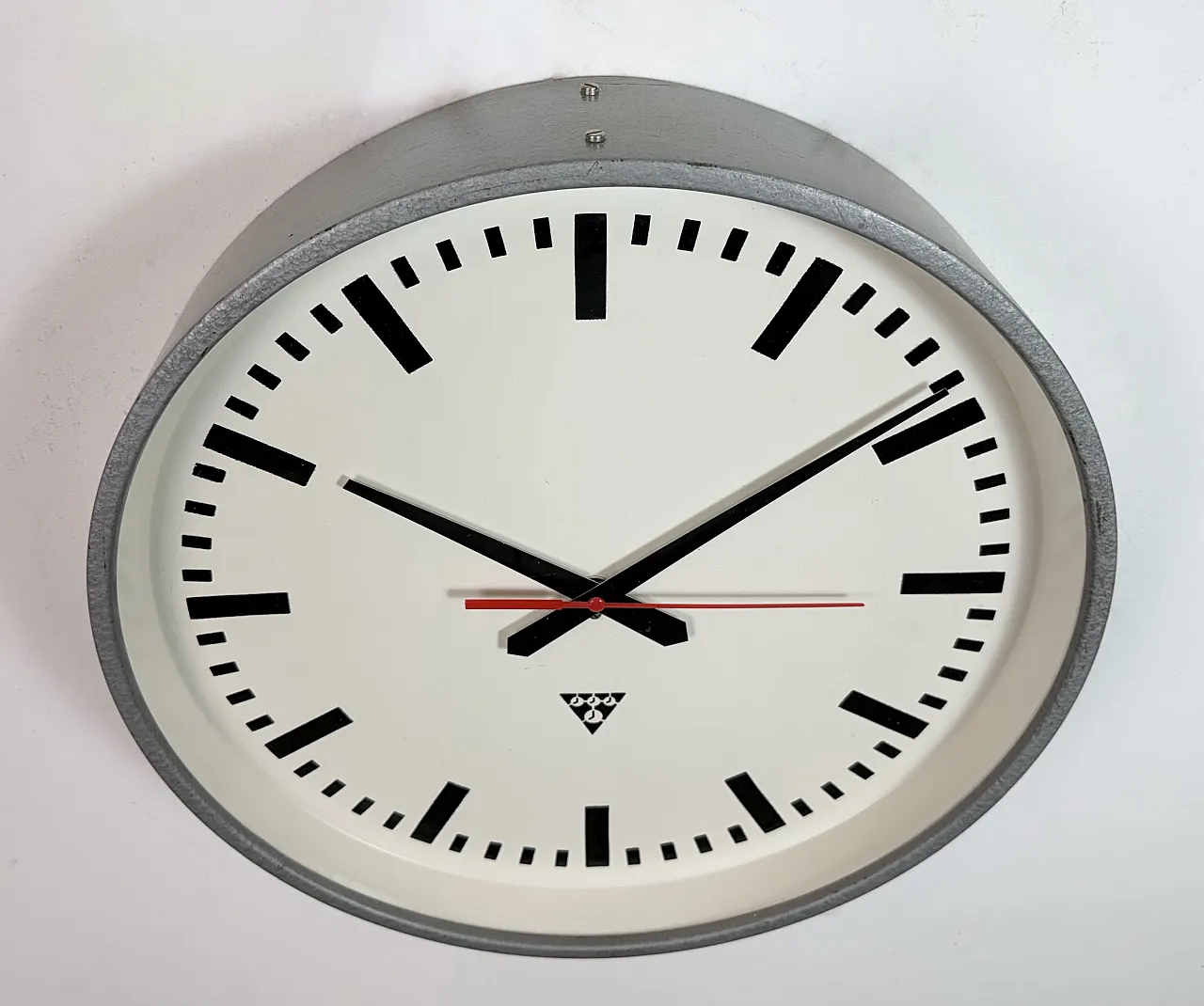 Large Grey Industrial Factory Wall Clock from Pragotron, 1960s 6