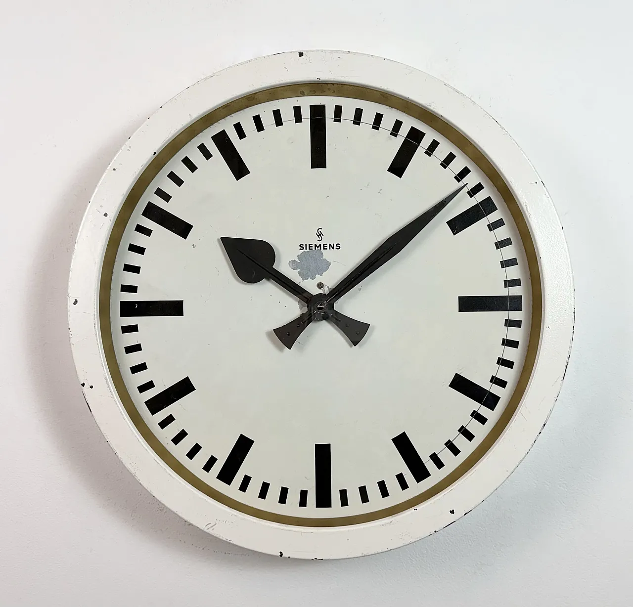 Large White Industrial Factory Wall Clock from Siemens, 1950s 3