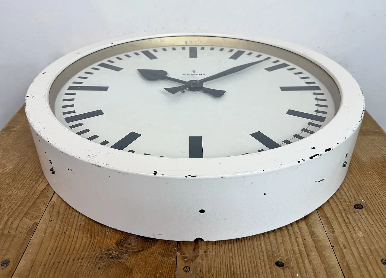 Large White Industrial Factory Wall Clock from Siemens, 1950s 8