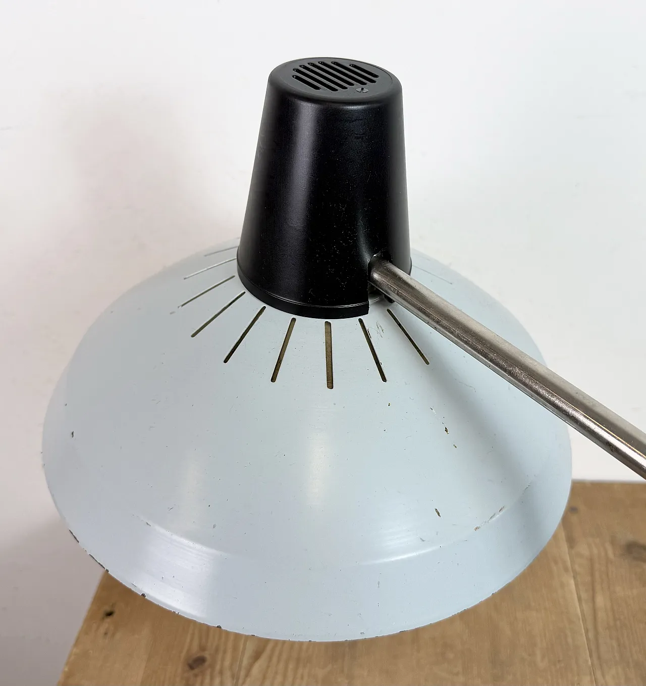 Lampada da scrivania da ufficio industriale grigia di Elektrosvit, anni '70 6