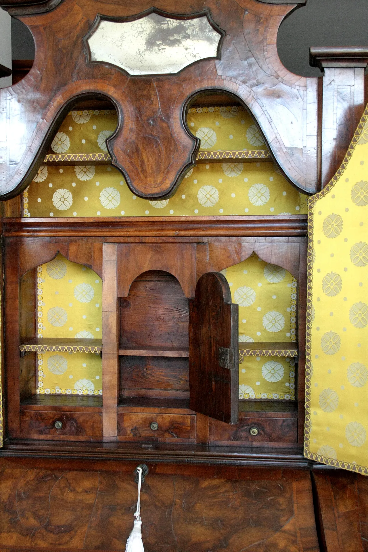 Trumeau in walnut, 19th century 12